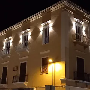 Bed & Breakfast My House Luxury, Marsala